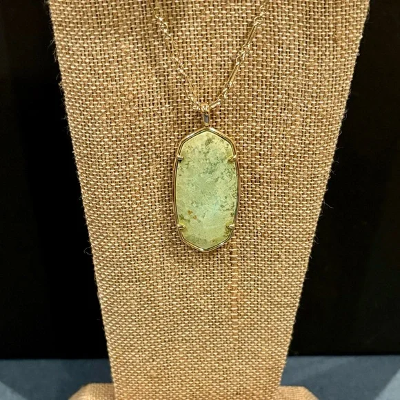 Kendra Scott Reid Necklace EUC - Picture 2 of 4